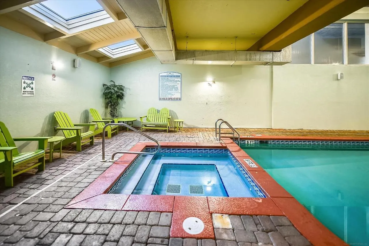 Shores Of Panama 630-1Bdbunks, Sleeps 6, Beach Front! Free Fun! Reserved Parking Space Condo Panama City Beach 0*,